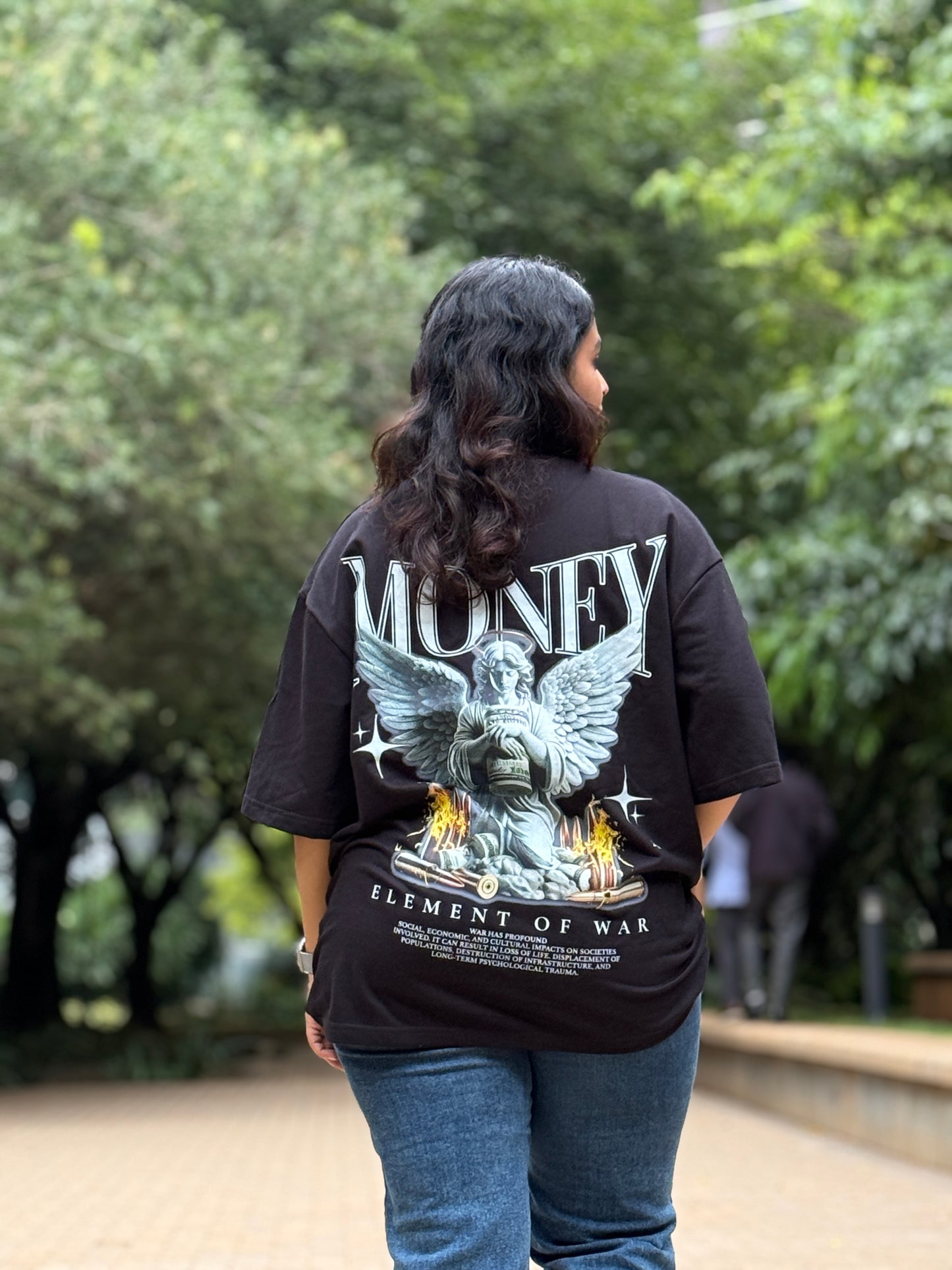 Element of War – Money Statue Oversized Tee